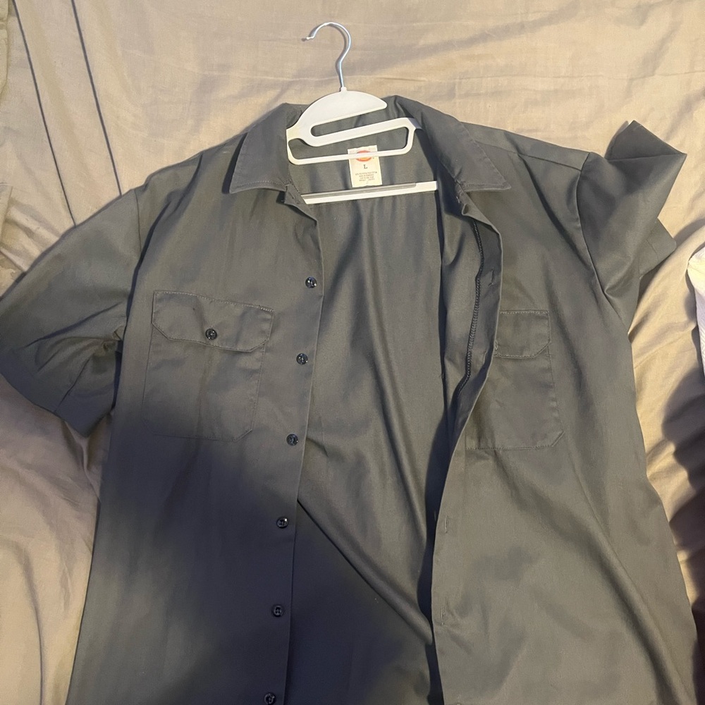 Men's Gray Dickies button up shirt